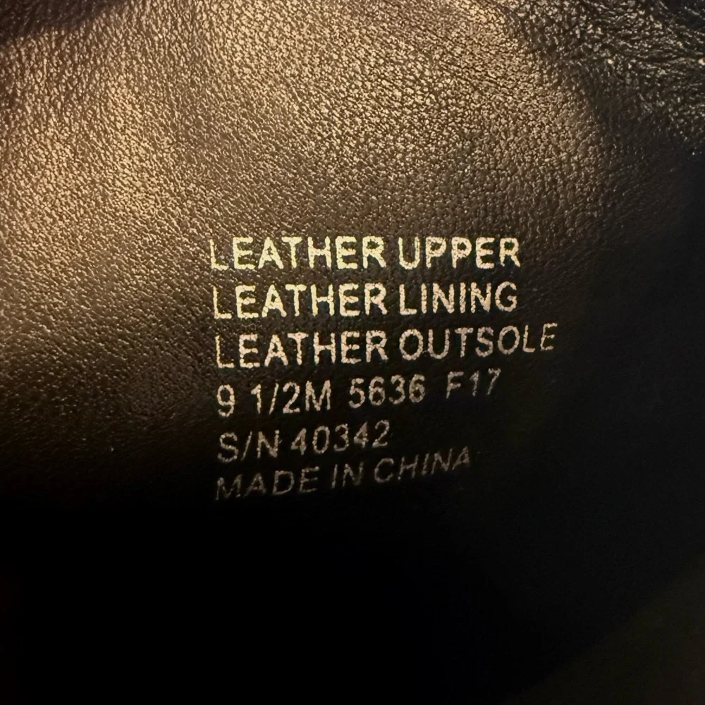 Tory Burch Sophia Bootie 9.5 Black Leather Gold Hardware Rare - Picture 10 of 11